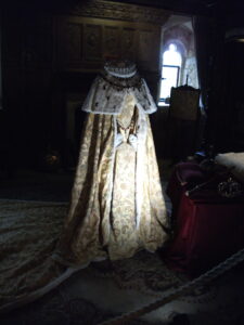 Cate Blanchett Elizabeth Coronation Robes